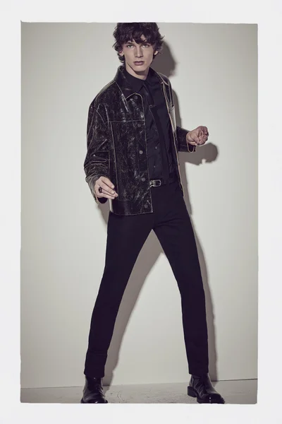 Look 19